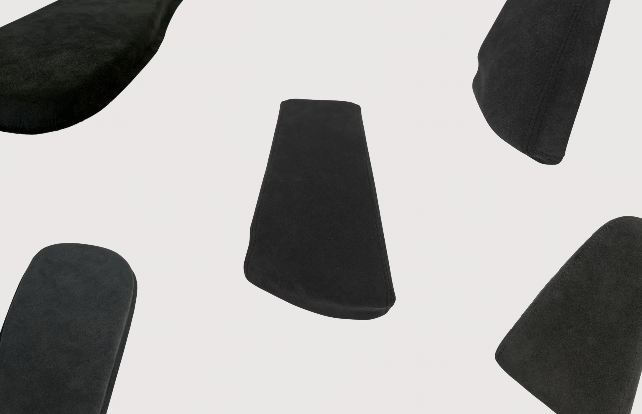 Die luxuriöse Alcantara-Armlehne von ReeKOV kehrt im März zurück: Gönn deinem Traktor das Upgrade, das er verdient!