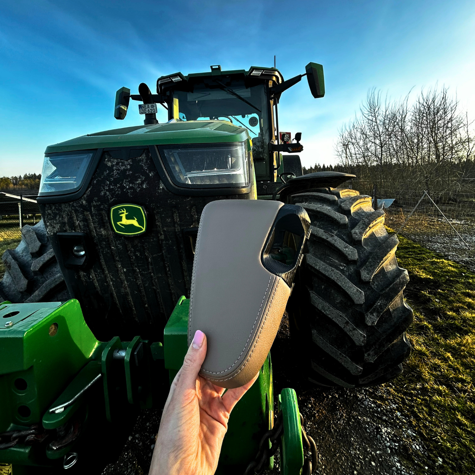 ALJ2 - JOHN DEERE 8R Command